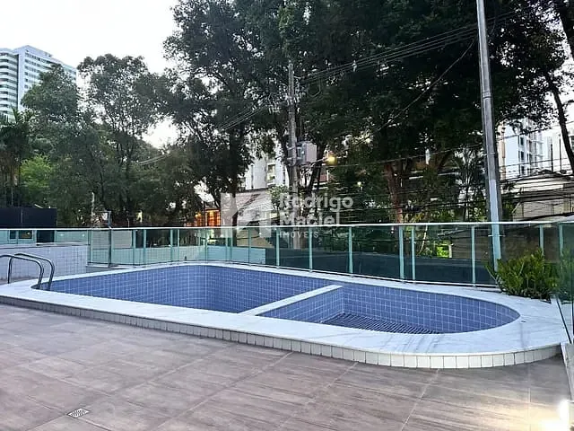 Apartamento com 144m² 4 quartos e 4 banheiros, à venda, no bairro Espinheiro em Recife