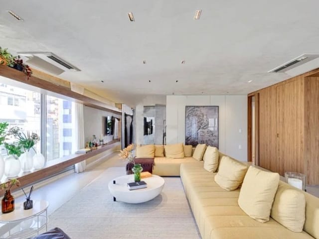 Apartamento com 185m² 3 quartos e 3 banheiros, à venda, no bairro Itaim Bibi em São Paulo