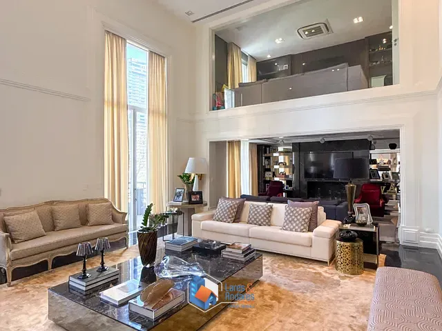 Apartamento com 497m² 3 quartos e 6 banheiros, à venda, no bairro Itaim Bibi em São Paulo