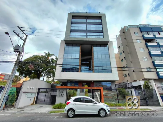 Apartamento 1 quarto e 2 banheiros, para alugar, no bairro Centro em Curitiba