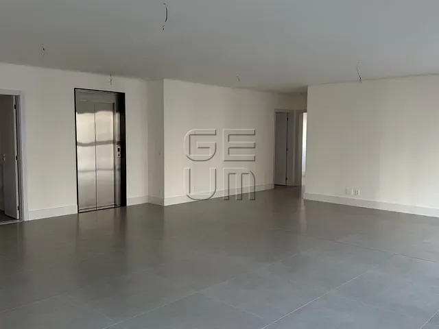 Apartamento 3 quartos e 5 banheiros, à venda, no bairro Gleba Fazenda Palhano em Londrina