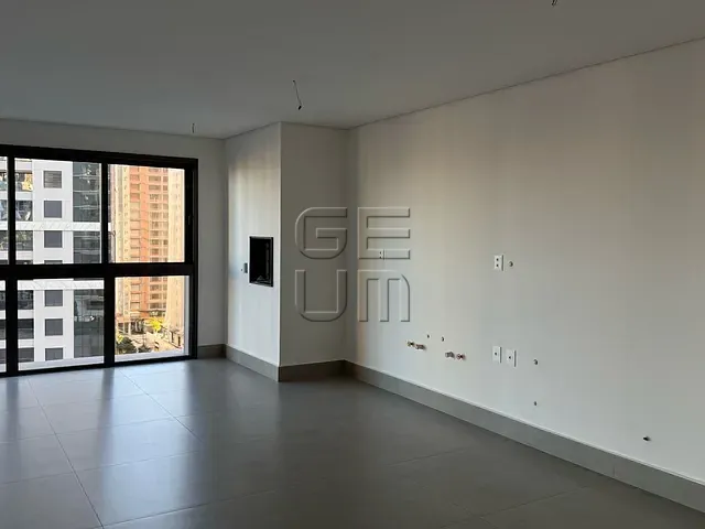 Apartamento 3 quartos e 5 banheiros, à venda, no bairro Gleba Fazenda Palhano em Londrina