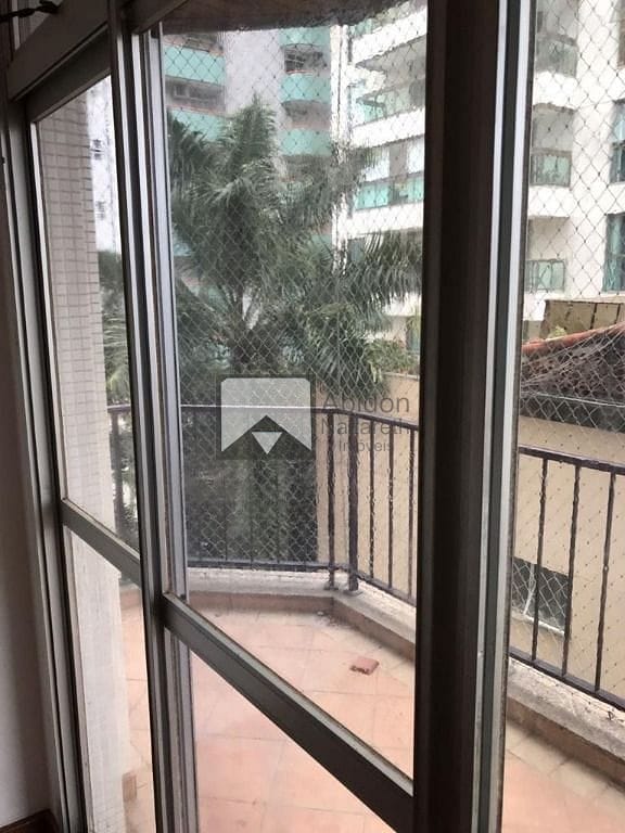 Apartamento à venda com 3 quartos, 110m² - Foto 1