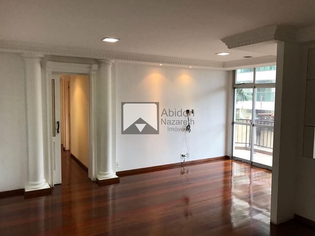 Apartamento à venda com 3 quartos, 110m² - Foto 2