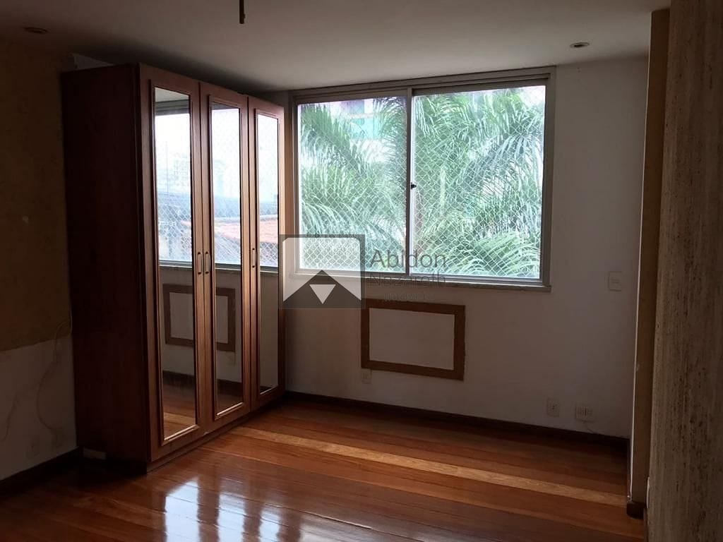Apartamento à venda com 3 quartos, 110m² - Foto 11