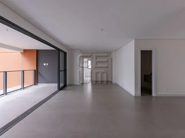 Apartamento com 271m² 3 quartos e 4 banheiros, à venda, no bairro Gleba Fazenda Palhano em Londrina