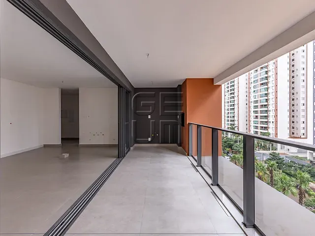 Apartamento com 271m² 3 quartos e 4 banheiros, à venda, no bairro Gleba Fazenda Palhano em Londrina