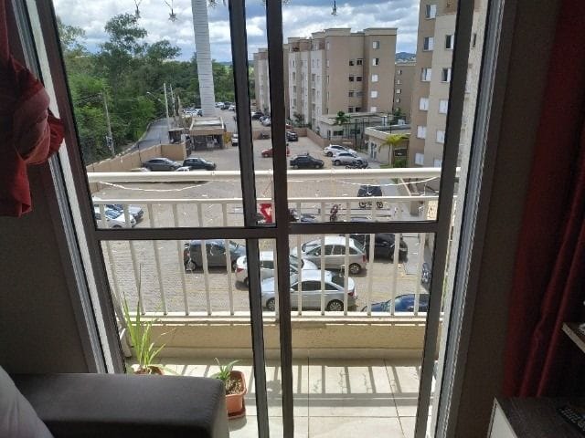 Apartamento com 49m² 2 quartos e 1 banheiro, à venda, no bairro Jardim Ísis em Cotia