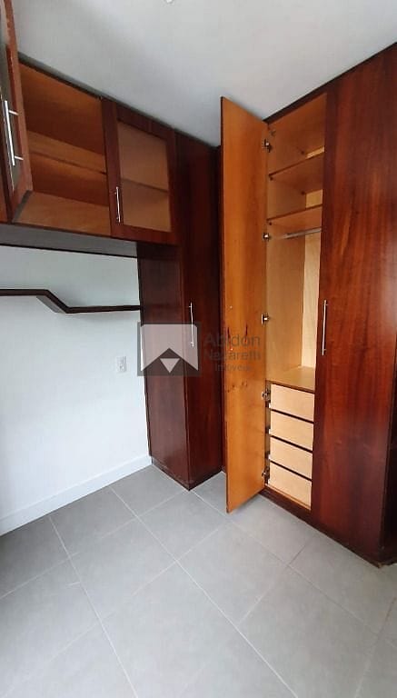 Apartamento à venda com 2 quartos, 55m² - Foto 7