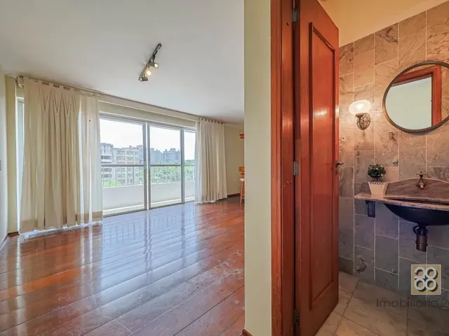 Apartamento 3 quartos e 2 banheiros, para alugar, no bairro Centro Cívico em Curitiba