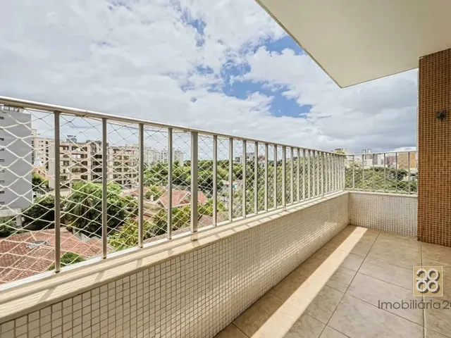 Apartamento 3 quartos e 2 banheiros, para alugar, no bairro Centro Cívico em Curitiba