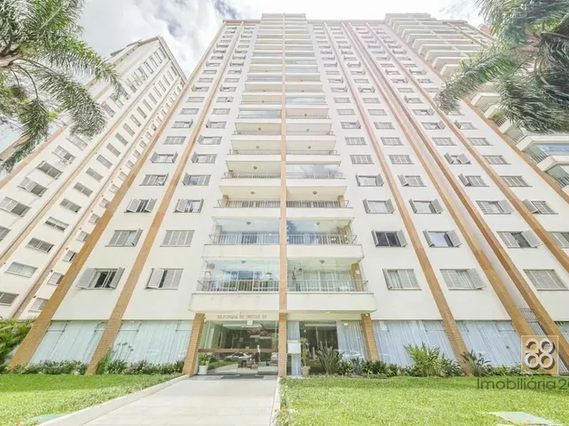 Apartamento 3 quartos e 2 banheiros, para alugar, no bairro Centro Cívico em Curitiba