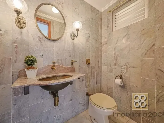 Apartamento 3 quartos e 1 banheiro, para alugar, no bairro Centro Cívico em Curitiba