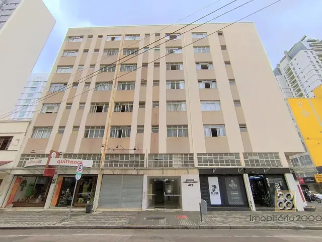 Apartamento 1 quarto e 1 banheiro, para alugar, no bairro Centro em Curitiba