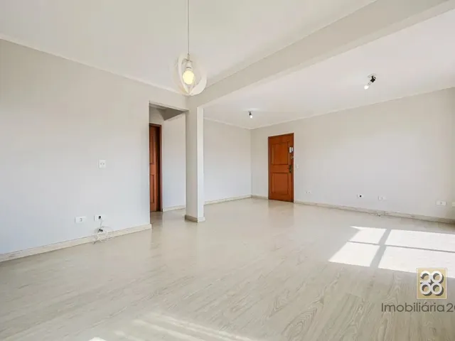 Apartamento 2 quartos e 2 banheiros, à venda, no bairro Vila Izabel em Curitiba