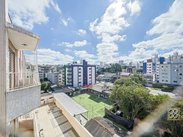 Apartamento 2 quartos e 2 banheiros, à venda, no bairro Vila Izabel em Curitiba