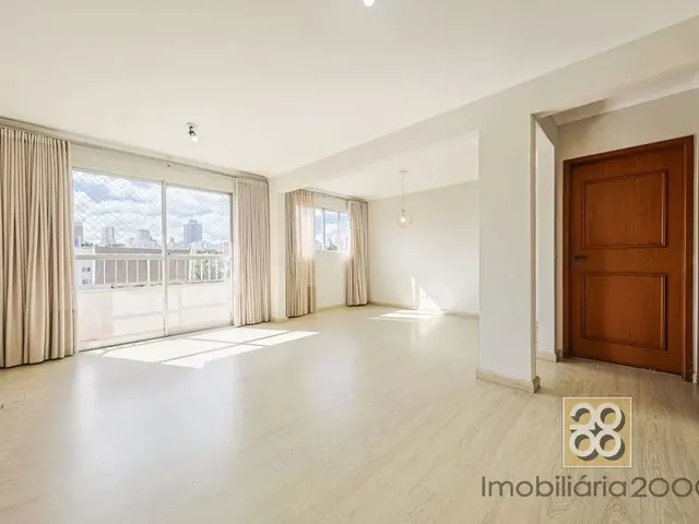 Apartamento 2 quartos e 1 banheiro, à venda, no bairro Vila Izabel em Curitiba