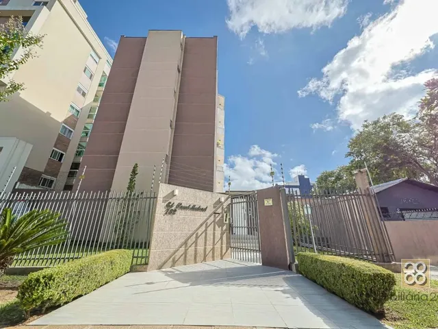 Apartamento 2 quartos e 2 banheiros, à venda, no bairro Vila Izabel em Curitiba