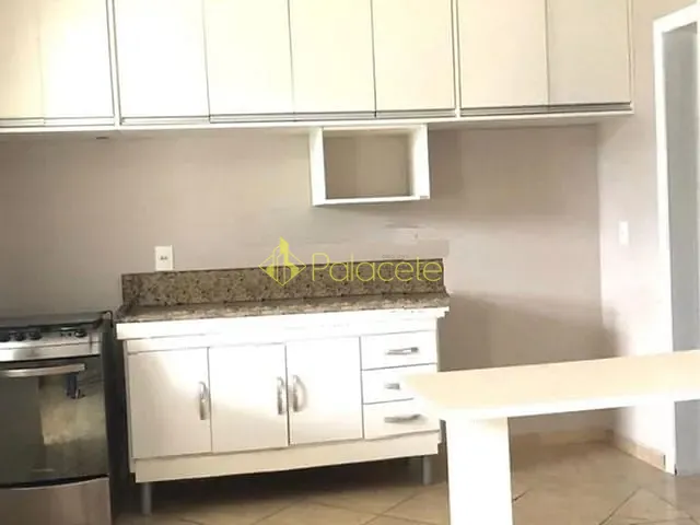 Apartamento 2 quartos e 2 banheiros, à venda, no bairro Itaguá em Ubatuba