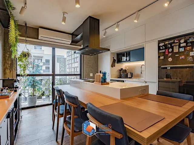 Apartamento com 90m² 1 quarto e 2 banheiros, à venda, no bairro Vila Nova Conceição em São Paulo
