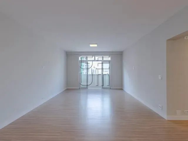 Apartamento com 212m² 3 quartos e 3 banheiros, à venda, no bairro Centro em Londrina