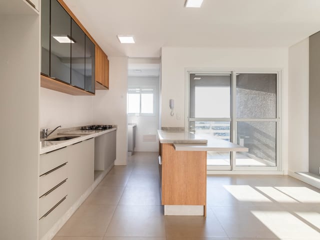 Foto do Apartamento - Excelente apartamento mobiliado, no edifício Maison Vert, com 3 quartos (sendo 1 suíte) e 2 vagas de garagem no bairro Orfãs, Ponta Grossa, PR | Adquira Imóveis