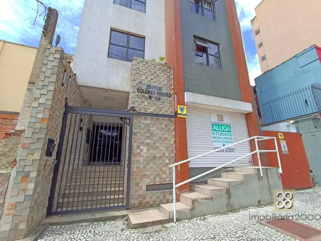 Apartamento 1 quarto e 1 banheiro, para alugar, no bairro Centro em Curitiba