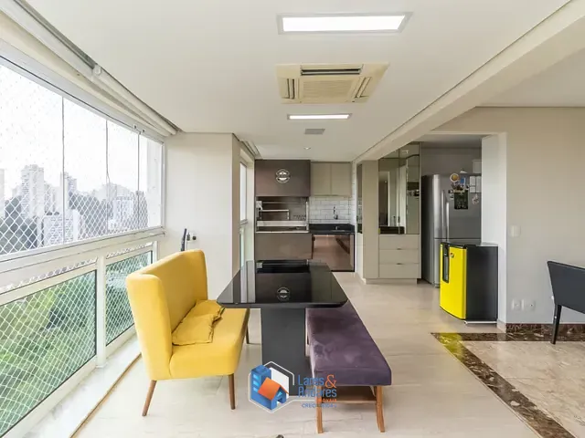 Apartamento com 177m² 4 quartos e 5 banheiros, à venda, no bairro Vila Andrade em São Paulo