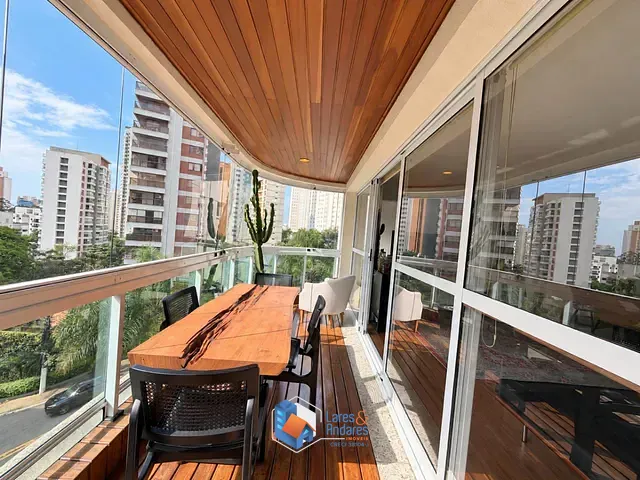 Apartamento com 128m² 3 quartos e 5 banheiros, à venda, no bairro Vila Andrade em São Paulo