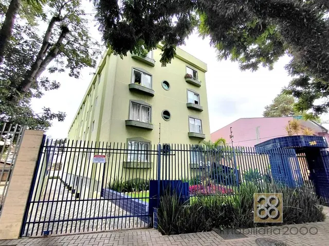Apartamento 3 quartos e 1 banheiro, para alugar, no bairro Água Verde em Curitiba