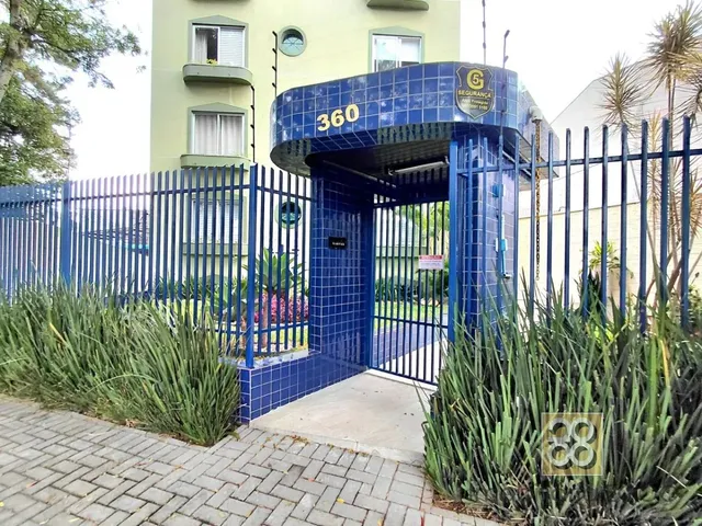 Apartamento 3 quartos e 1 banheiro, para alugar, no bairro Água Verde em Curitiba