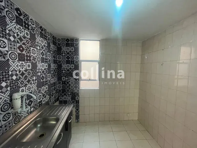 Apartamento 2 quartos e 1 banheiro, à venda, no bairro Cohab V em Carapicuíba