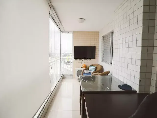Apartamento 3 quartos e 4 banheiros, à venda, no bairro Carandiru em São Paulo