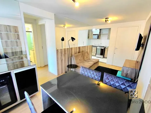 Apartamento 2 quartos e 1 banheiro, para alugar, no bairro Novo Mundo em Curitiba