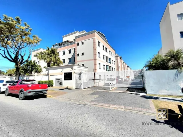Apartamento 2 quartos e 1 banheiro, para alugar, no bairro Novo Mundo em Curitiba