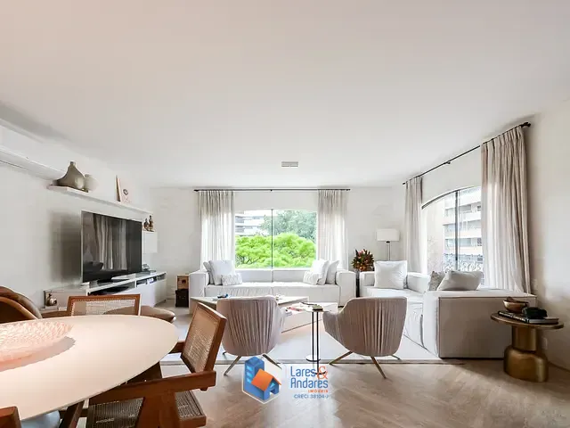 Apartamento com 232m² 3 quartos e 5 banheiros, à venda, no bairro Pinheiros em São Paulo