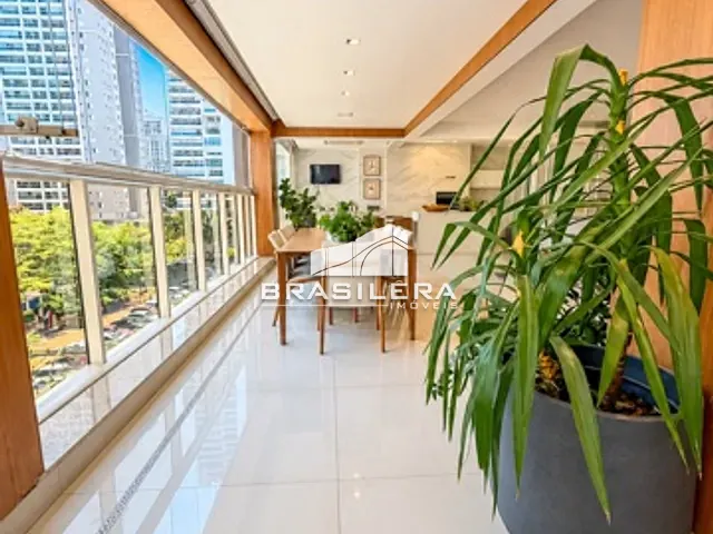 Apartamento com 236m² 4 quartos e 6 banheiros, à venda, no bairro Setor Bueno em Goiânia