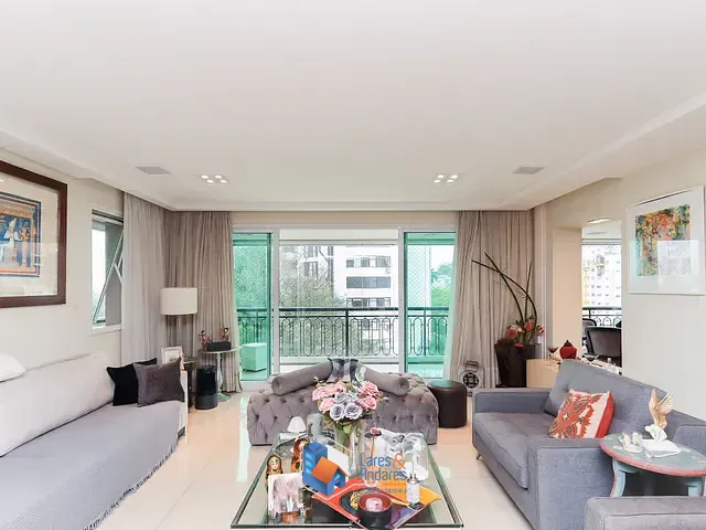Apartamento com 210m² 4 quartos e 5 banheiros, à venda, no bairro Aclimação em São Paulo