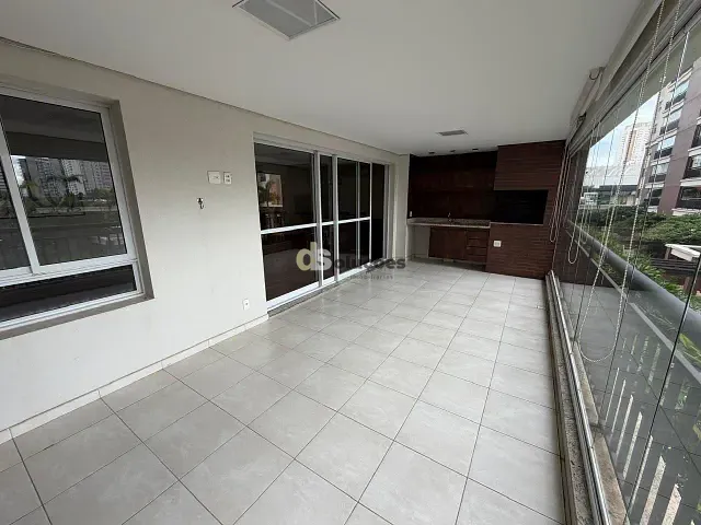 Apartamento 3 quartos e 5 banheiros, à venda ou para alugar, no bairro Água Branca em São Paulo