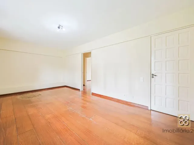 Apartamento 3 quartos e 2 banheiros, à venda, no bairro Bigorrilho em Curitiba