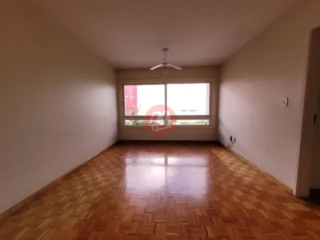 Apartamento 3 quartos e 2 banheiros, para alugar, no bairro Petrópolis em Porto Alegre