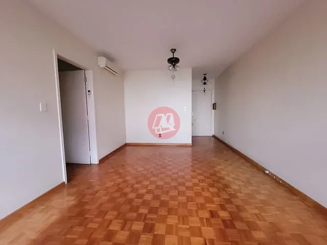 Apartamento 3 quartos e 2 banheiros, para alugar, no bairro Petrópolis em Porto Alegre