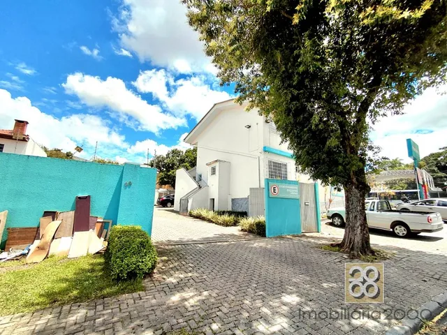 Apartamento 2 quartos e 1 banheiro, para alugar, no bairro Barreirinha em Curitiba