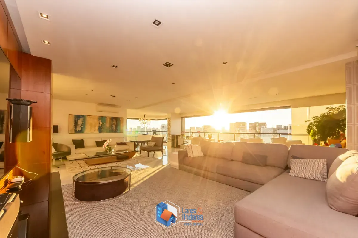 Apartamento, 3 quartos, 185 m² - Foto 1