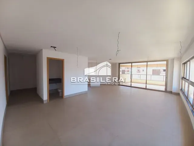 Apartamento com 239m² 3 quartos e 5 banheiros, à venda, no bairro Setor Marista em Goiânia