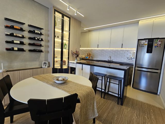 Foto do Apartamento - TORREVILLE - R$ 950.000 - Apartamento à venda, 2 dormitórios ( 2 suítes), 82m², 2 Vagas, Gleba Palhano, Londrina, PR | Human Imóveis