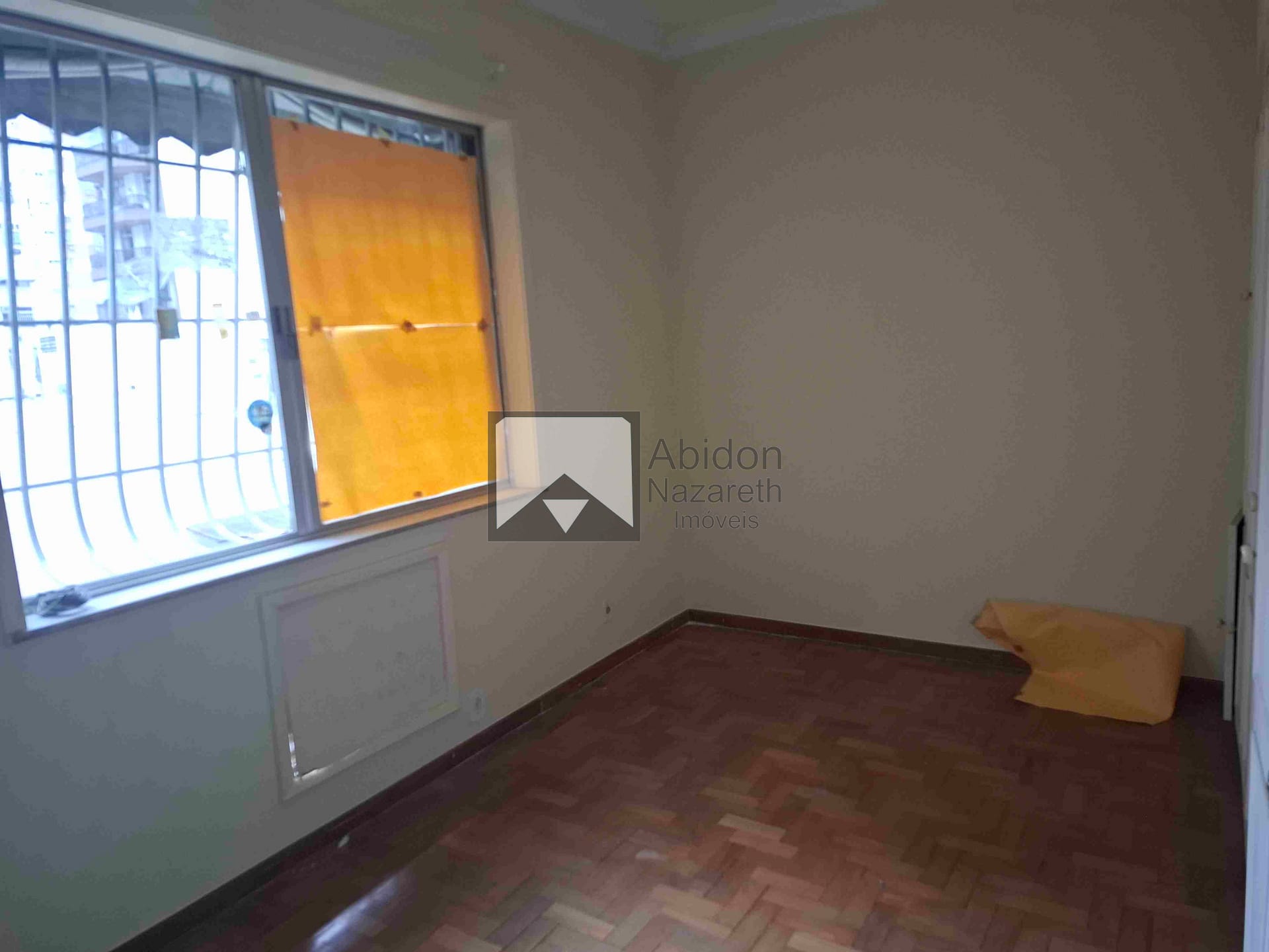Apartamento à venda com 2 quartos, 70m² - Foto 35