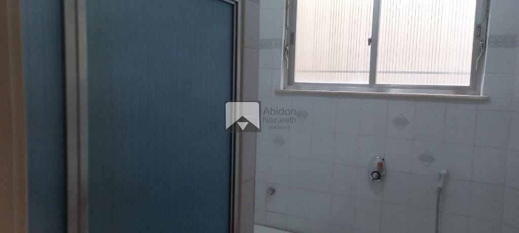 Apartamento à venda com 2 quartos, 70m² - Foto 15