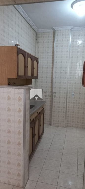 Apartamento à venda com 2 quartos, 70m² - Foto 7