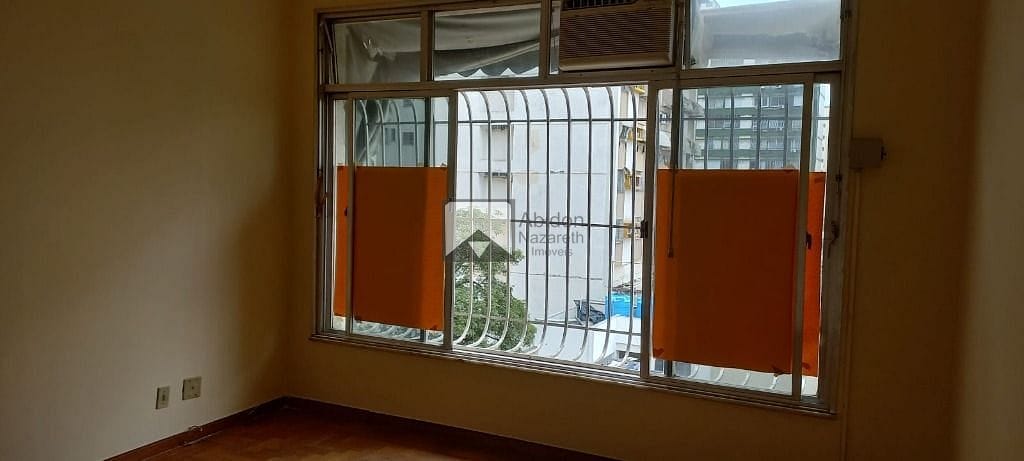 Apartamento à venda com 2 quartos, 70m² - Foto 25
